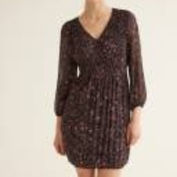 Reitmans - 3/4-Sleeve Pleated Shift Dress with V Neckline - Picture 1 of 9